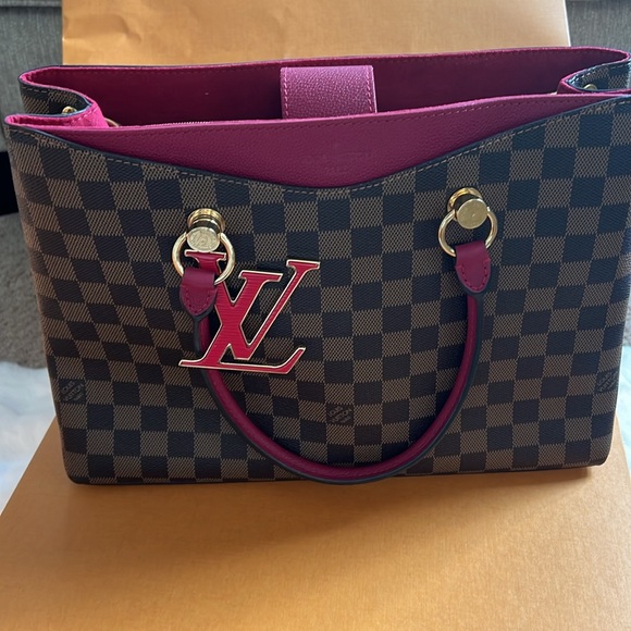 Louis Vuitton Riverside - Picture 3 of 9